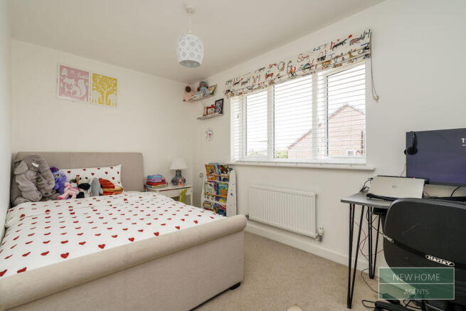 3 bed Semi-Detached for sale Image 12