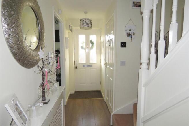 ENTRANCE HALL.JPG