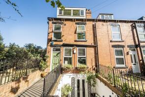 20, Ravenscar Mount, Gledhow, Leeds LS8 4AX