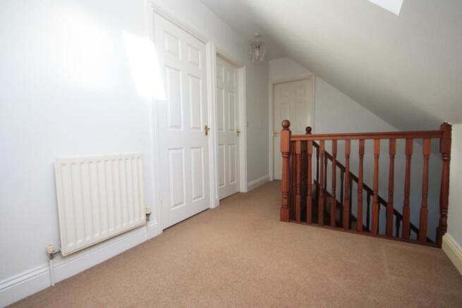 FIRST FLOOR LANDING