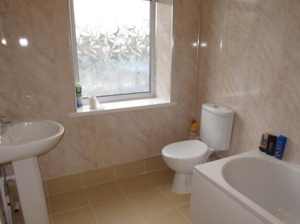 1 bed House to rent Image 4