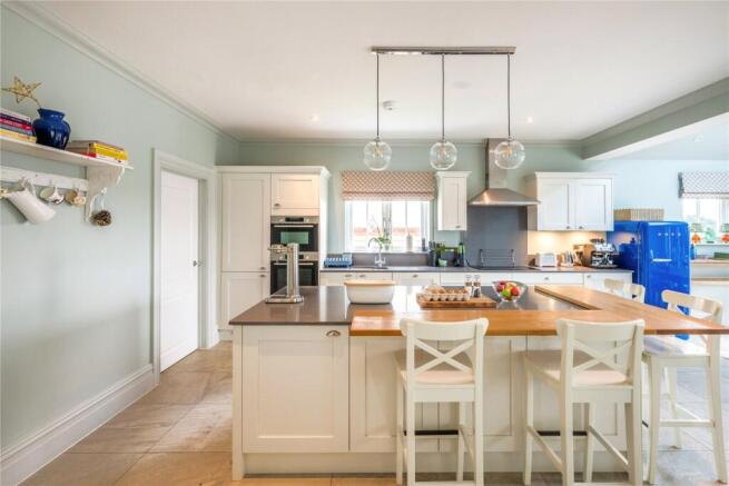 Kitchen/Reception Rm