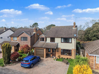 Vine Farm Close, Talbot Village
