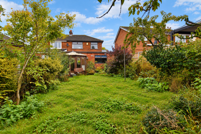 Millbrook Avenue, Denton, M34 Tameside photo 4