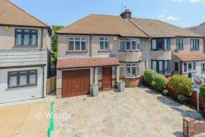 32, Rydal Drive, Bexleyheath DA7 5EE