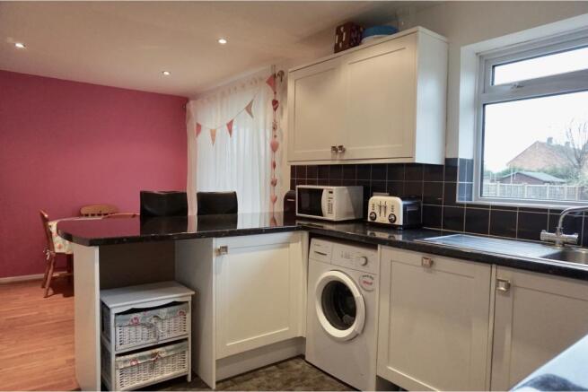 Kitchen / Breakfast