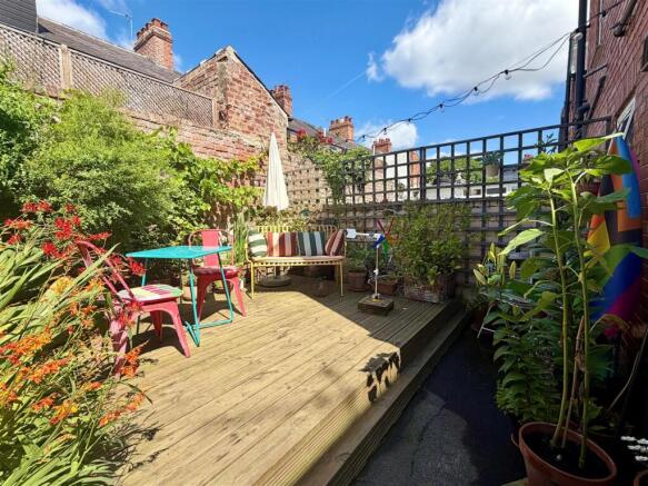 2 bed Terraced for sale Image 9