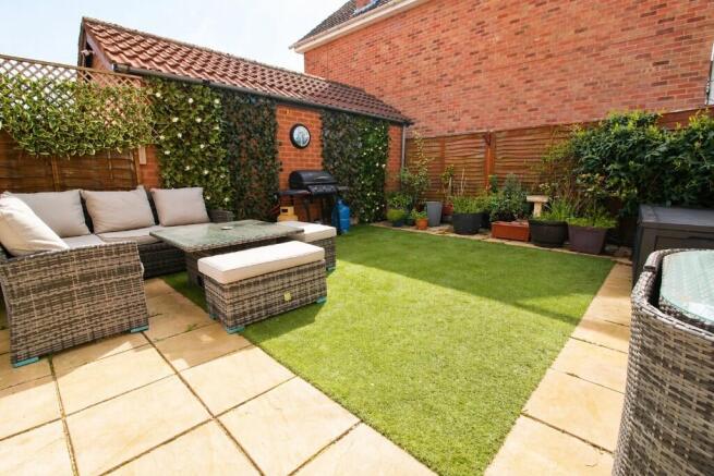 2 bed Detached for sale Image 4