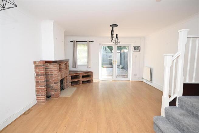 Lounge/ dining room