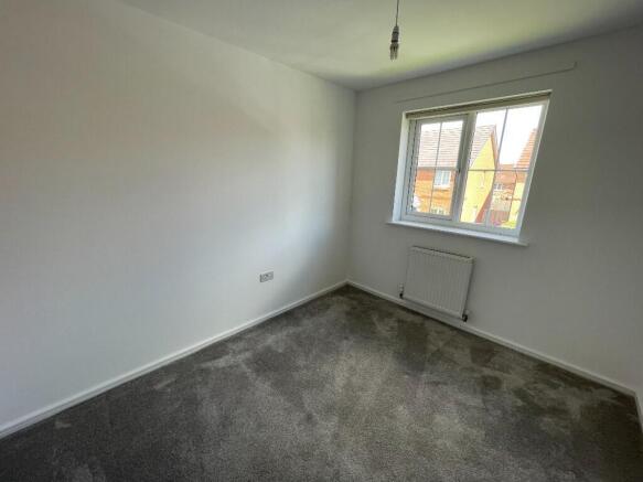 3 bed Semi-Detached to rent Image 10