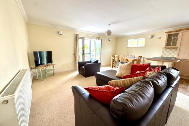 Living Room/Kitchen
