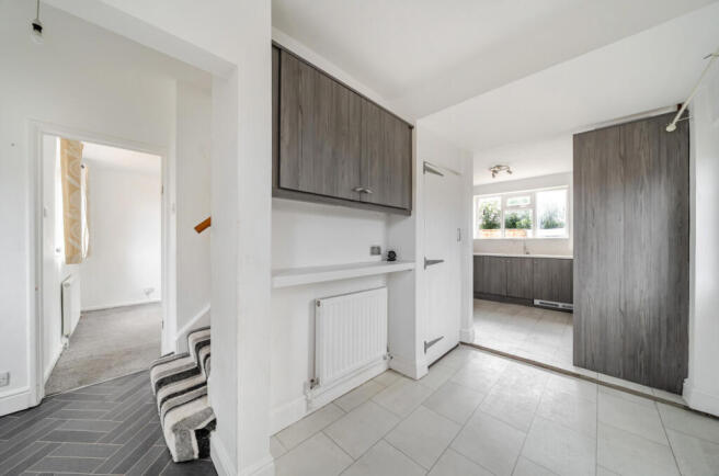 3 bed Semi-Detached for sale Image 4