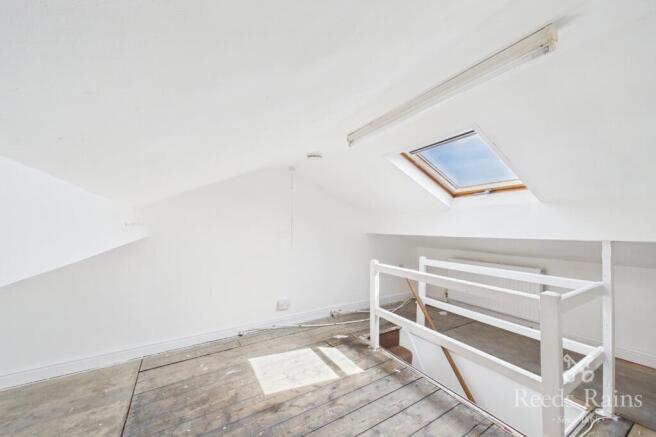 3 bed Terraced to rent Image 7