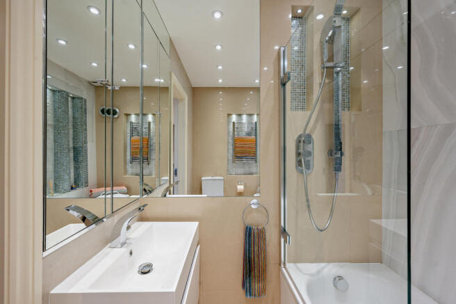 8436025-interior11-800
