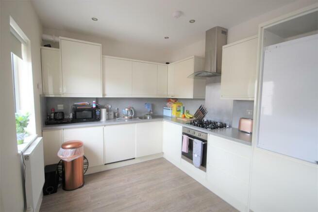 LIVING ROOM / KITCHEN