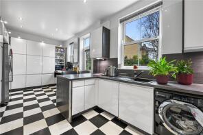 15, Windley Tye, Chelmsford CM1 2GR