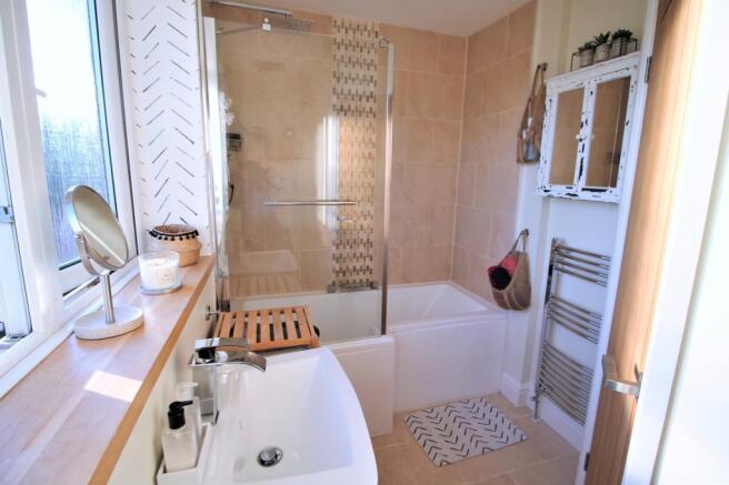 Bathroom.JPG