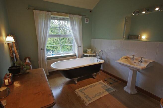 Bathroom2