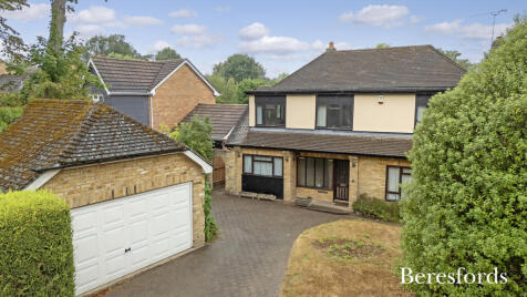 Roundwood Avenue, Hutton, CM13