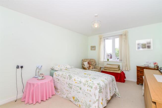Master Bedroom.jpg