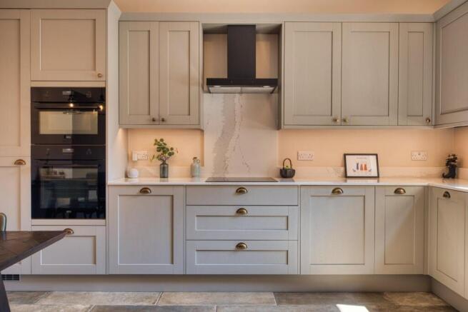 3 bed Terraced for sale Image 8