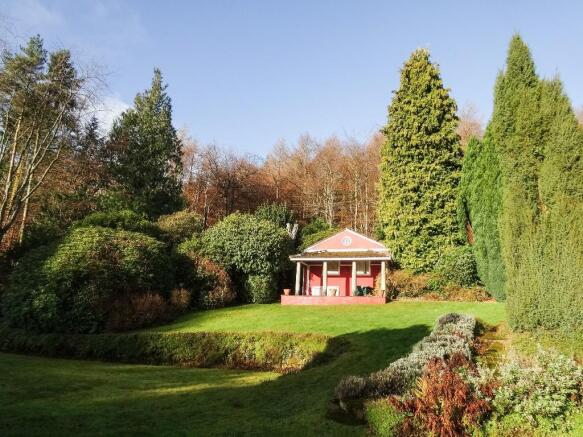 Gardens and annexe