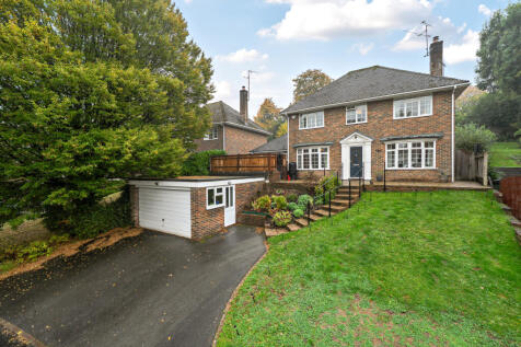 Ash Combe, Chiddingfold, GU8