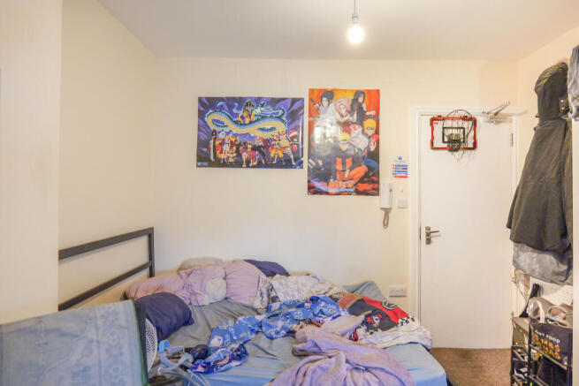 8 bed House of Multiple Occupation for sale Image 11