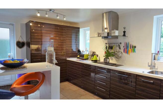 Kitchen / Breakfast