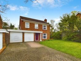 9, The Finches, Hitchin SG4 9PB