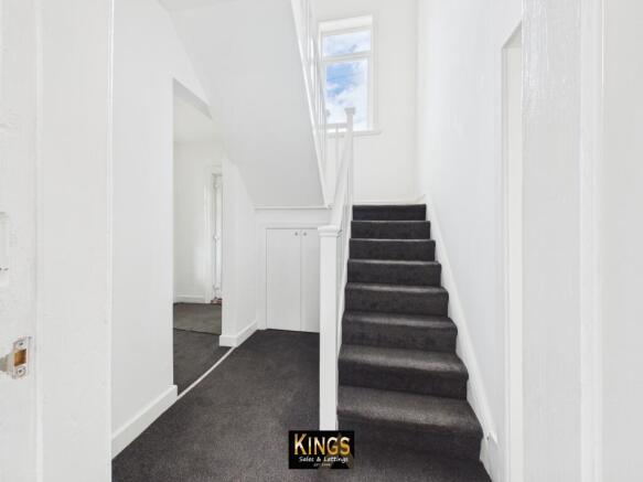 3 bed Semi-Detached for sale Image 7