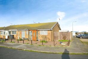 18, Luckhurst Gardens, Cliftonville, Margate CT9 3EU