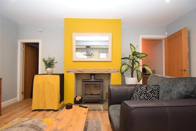 3 bed Terraced for sale Image 6