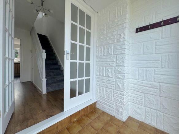Entrance Porch b