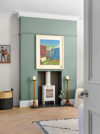 4 bed House for sale Image 9