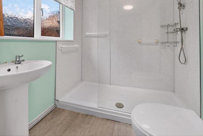 3 bed Terraced for sale Image 8