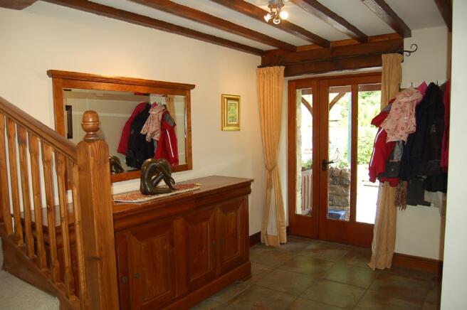 Photo 5