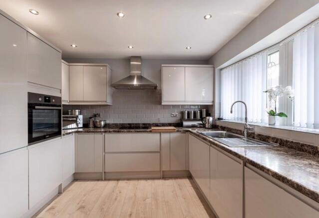 Contemporary Kitchen