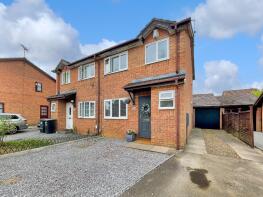 30, Harlestone Close, Luton LU3 4DW