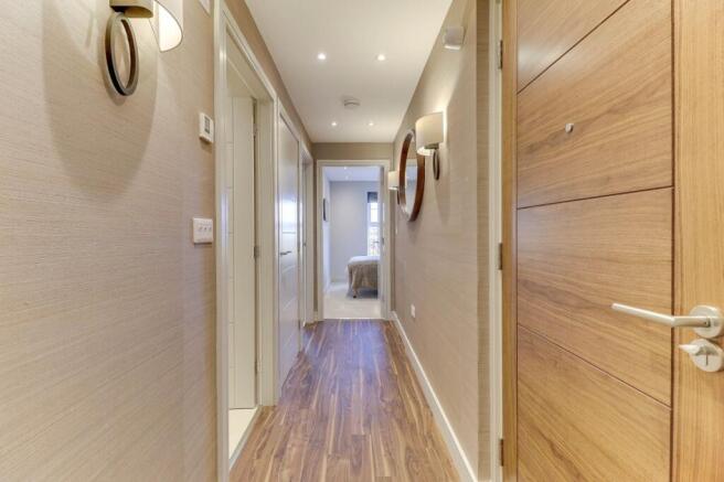 2 bed Flat for sale Image 9