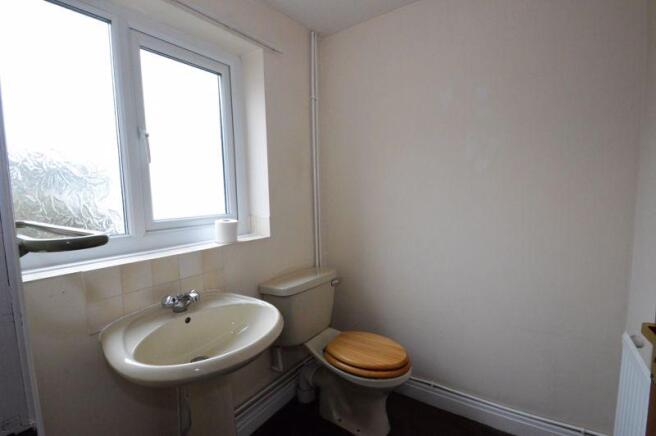 GF CLOAKROOM/ ...