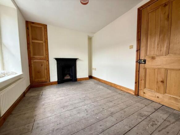 2 Tal Yr Afon Buildings, Dolgellau, LL40 1BG photo 4