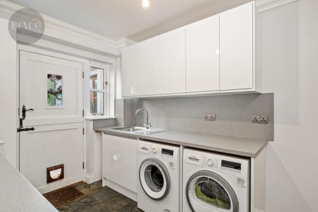 Haylett Lodge  -11