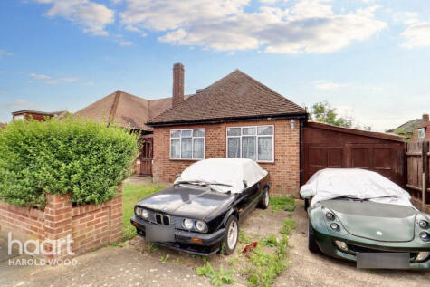 Harrow Crescent, Harold Hill