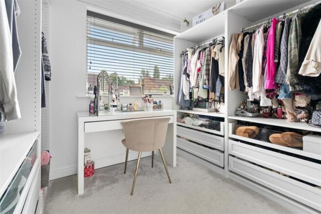 3 bed Semi-Detached for sale Image 12
