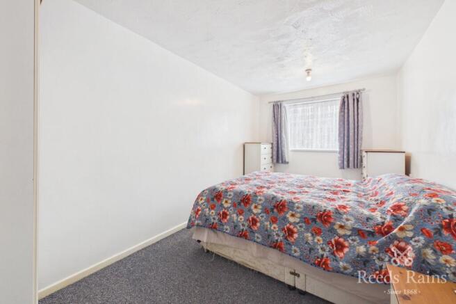 2 bed Apartment for sale Image 6