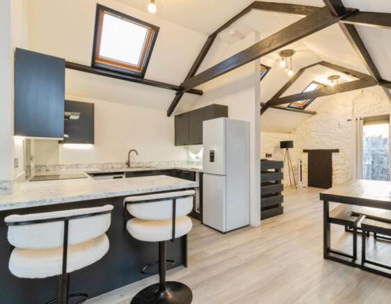 Kitchen dining area