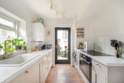 Bravington Road, Queens Park, London, W9