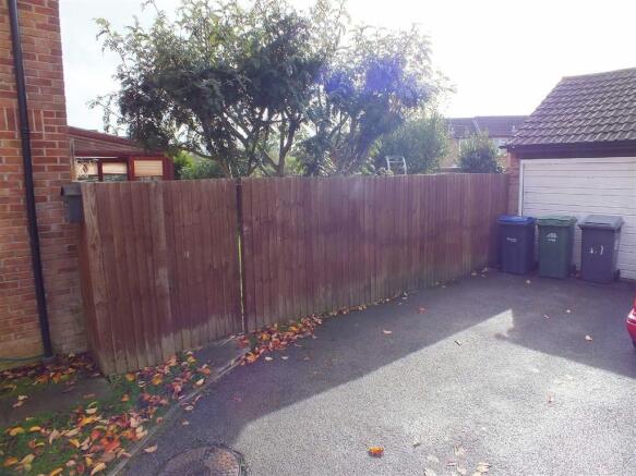 Photo 13