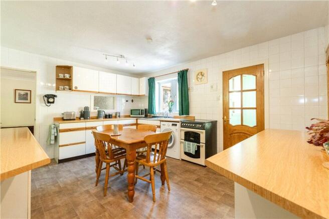 2 bed Bungalow for sale Image 7